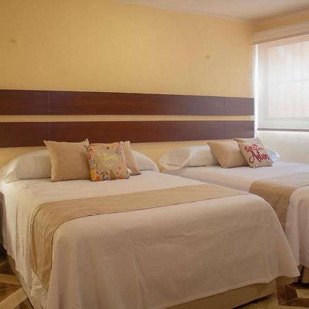 Casa 3 Torres En El Barrio Santiago, Centro. Villa Merida Luaran gambar