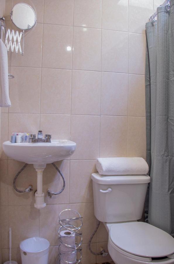 Casa 3 Torres En El Barrio Santiago, Centro. Villa Merida Luaran gambar